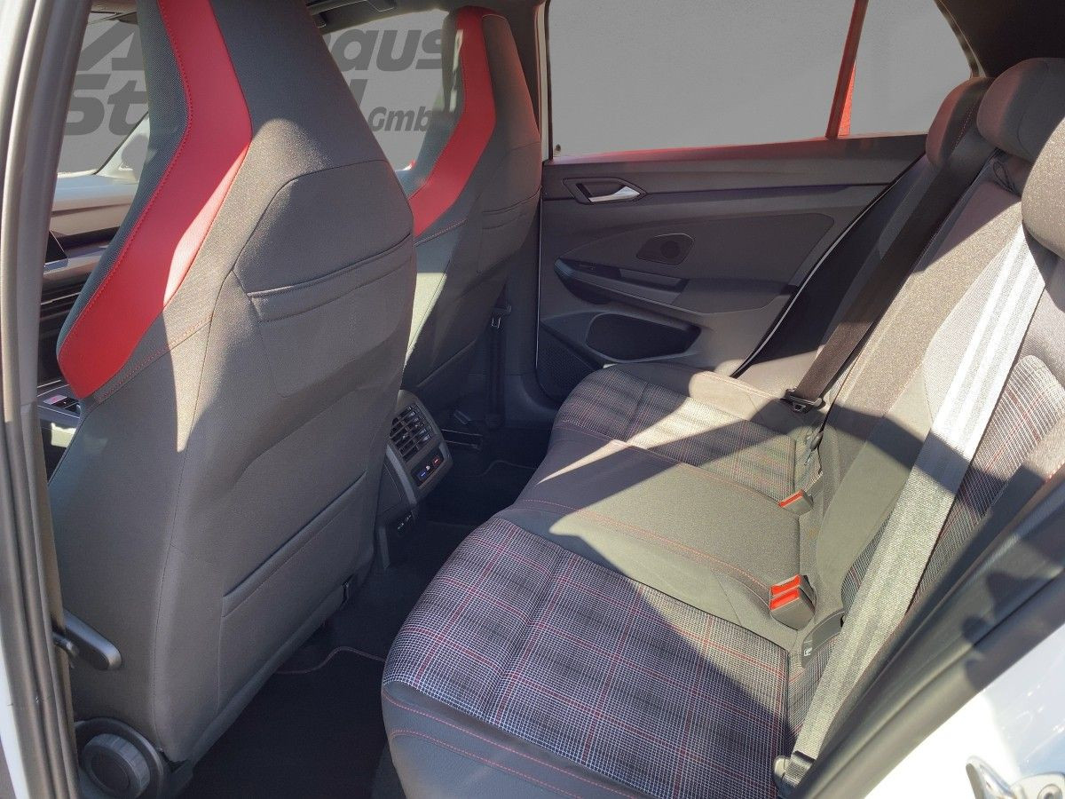 Golf VIII GTI 2.0 TSI DSG DCC LED-Matrix 