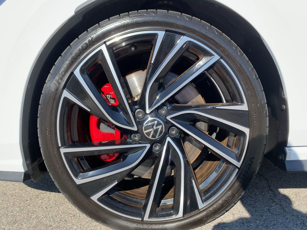 Golf VIII GTI 2.0 TSI DSG DCC LED-Matrix 