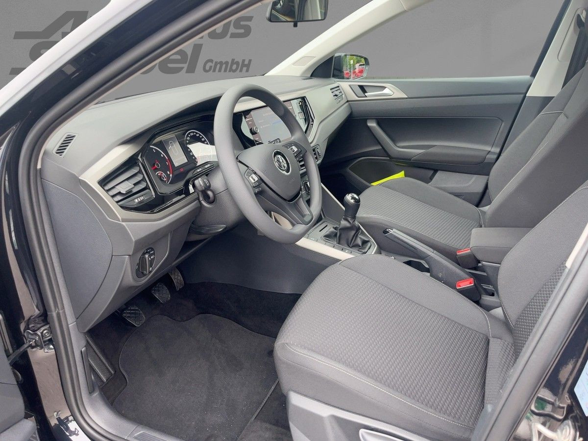 Polo 1.0 TSI Comfortline ACC Parkpilot DAB+ LED Navi Sitzhzg Start/Stopp Bluet.