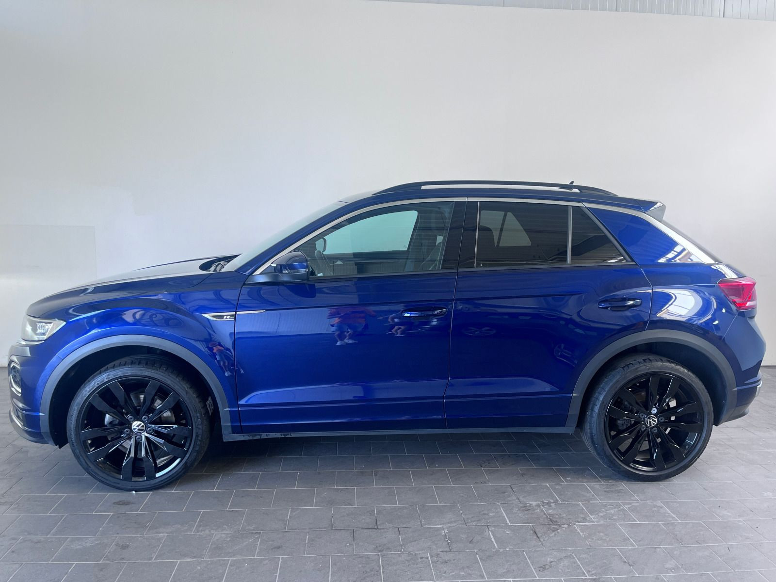 T-Roc 2.0 TSI DSG Sport R-line 4M ACC AHK DCC LED Navi Bluet. Sitzhzg Keyless