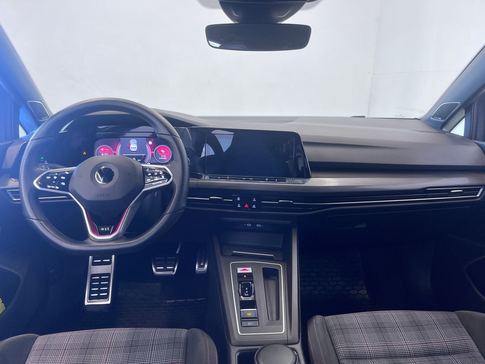 Update für den VW Golf 8 (2022) verbessert die Sprachsteuerung - AUTO BILD