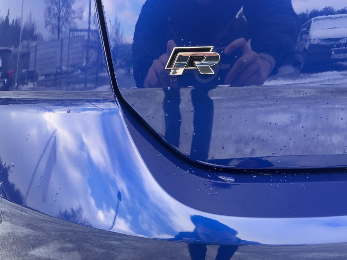 Golf VII R 2.0 TSI DSG 4M ACC Navi Kamera LED 
