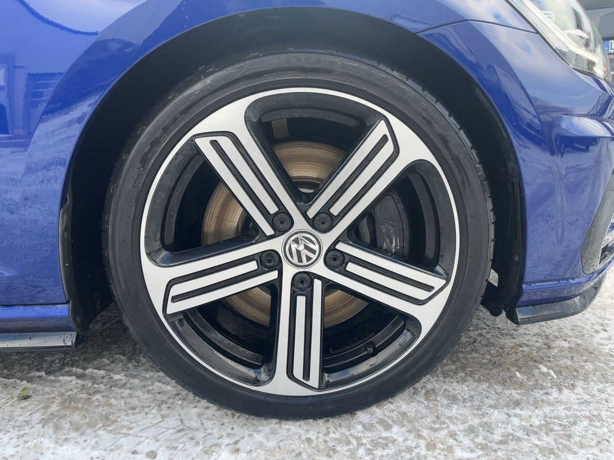 Golf VII R 2.0 TSI DSG 4M ACC Navi Kamera LED 