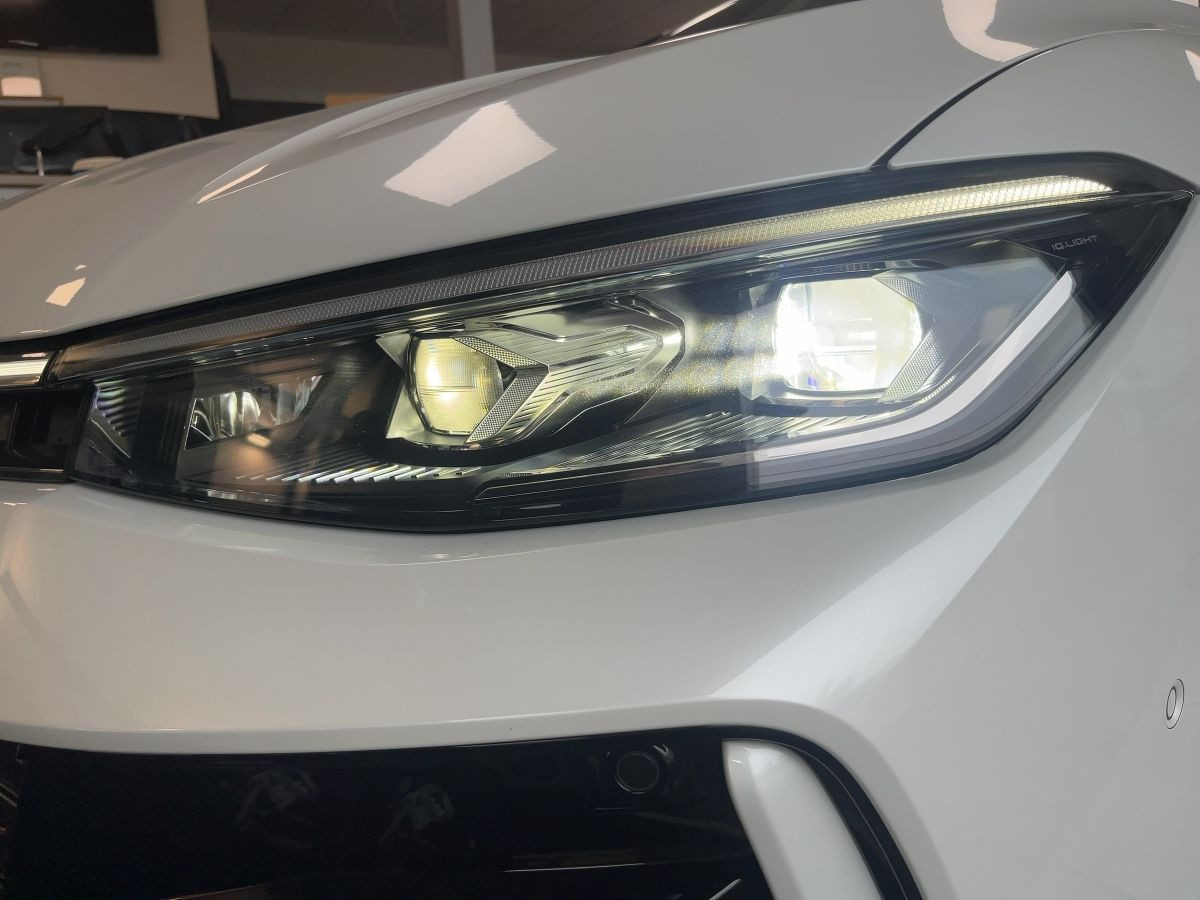 Passat R-Line 2.0 TDI DSG ACC*AHK*IQ.LIGHT