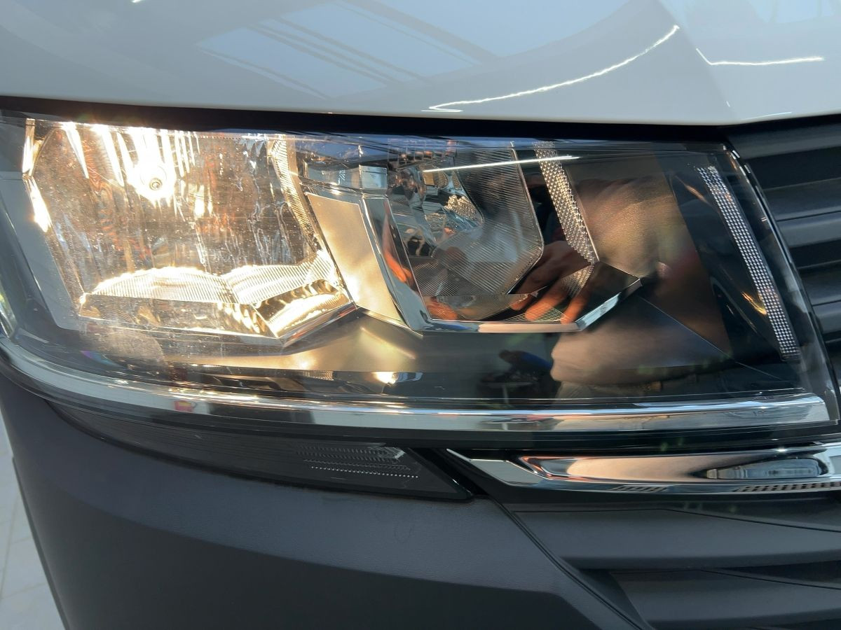 T6.1Ka*2,0TDI*81kW*5Gang*Klima* AHK*Kamera*KR