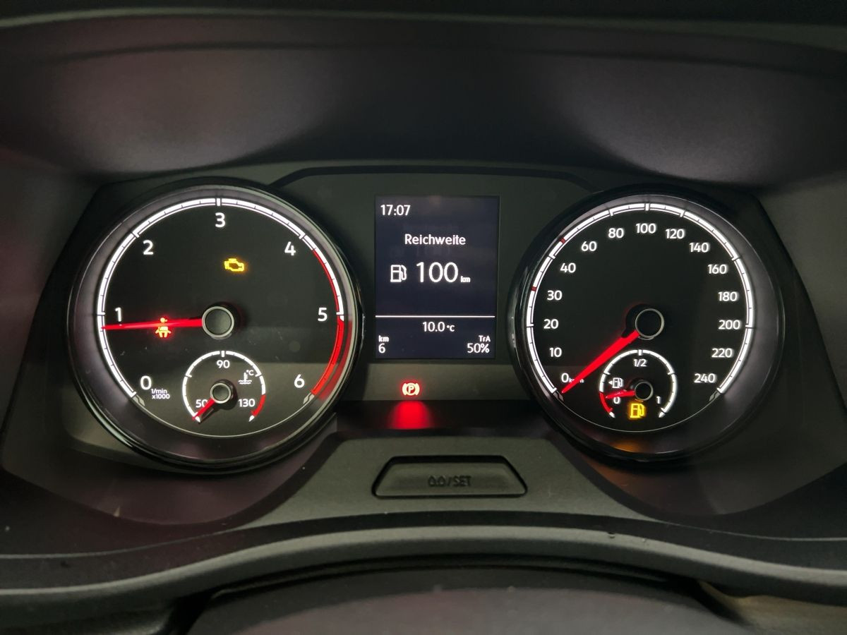 T6.1 Kasten 2,0 l TDI 81 kW AHK*GJR*Klima*KR