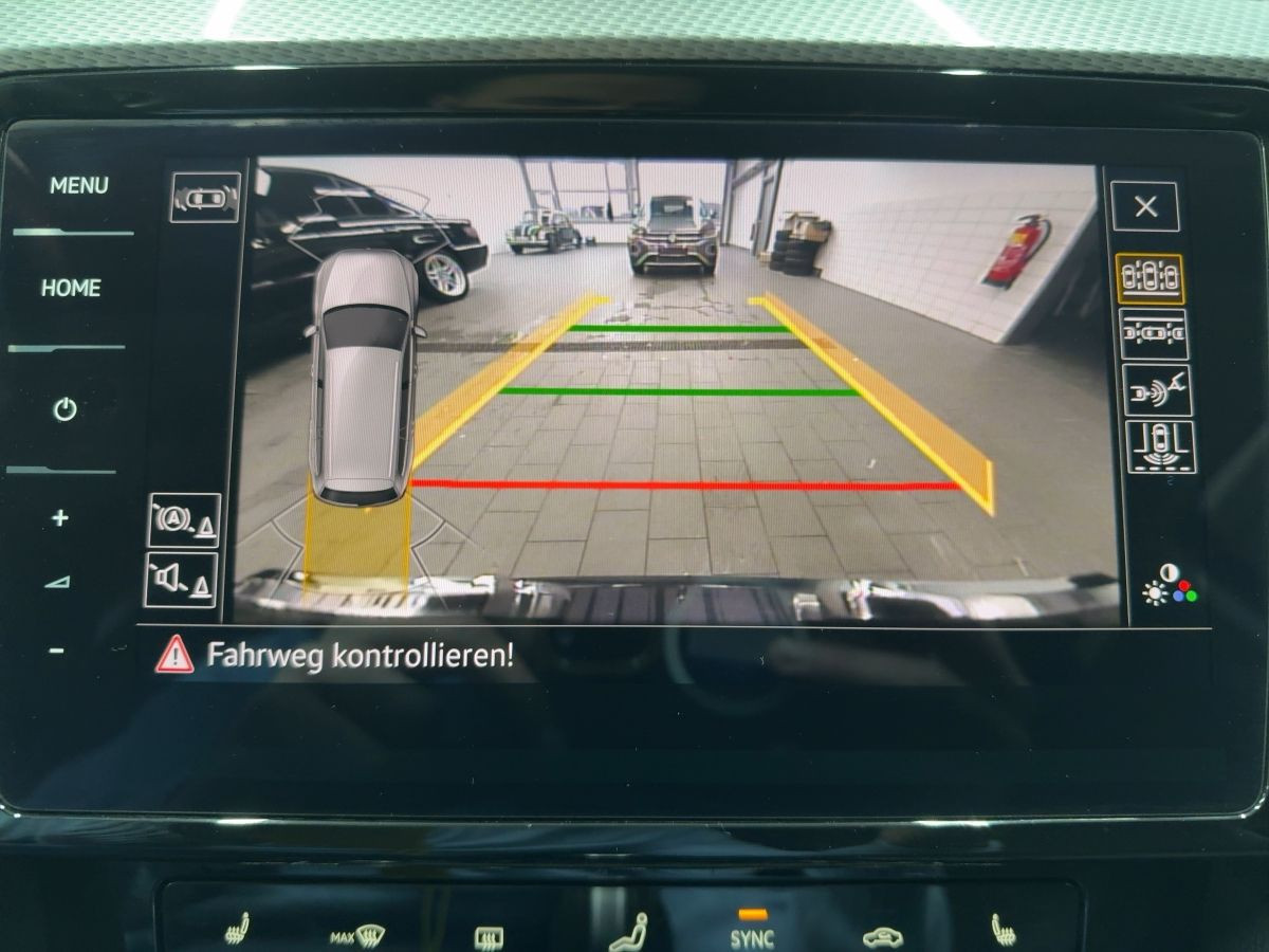 Passat Variant Alltrack 2.0 TDI DSG 4M Navi Standh. ACC AHK LED-Matrix Kamera Side-Ass