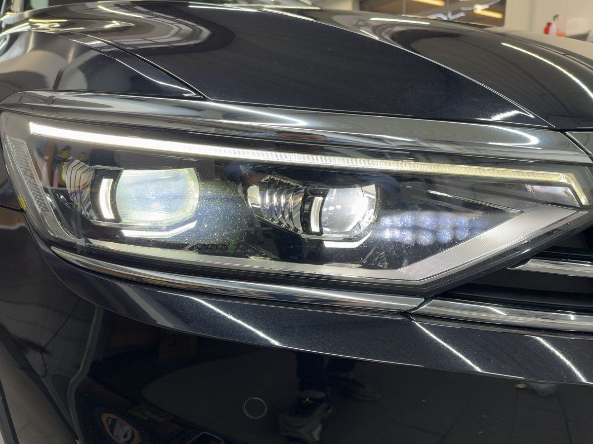 Passat Variant Alltrack 2.0 TDI DSG 4M Navi Standh. ACC AHK LED-Matrix Kamera Side-Ass