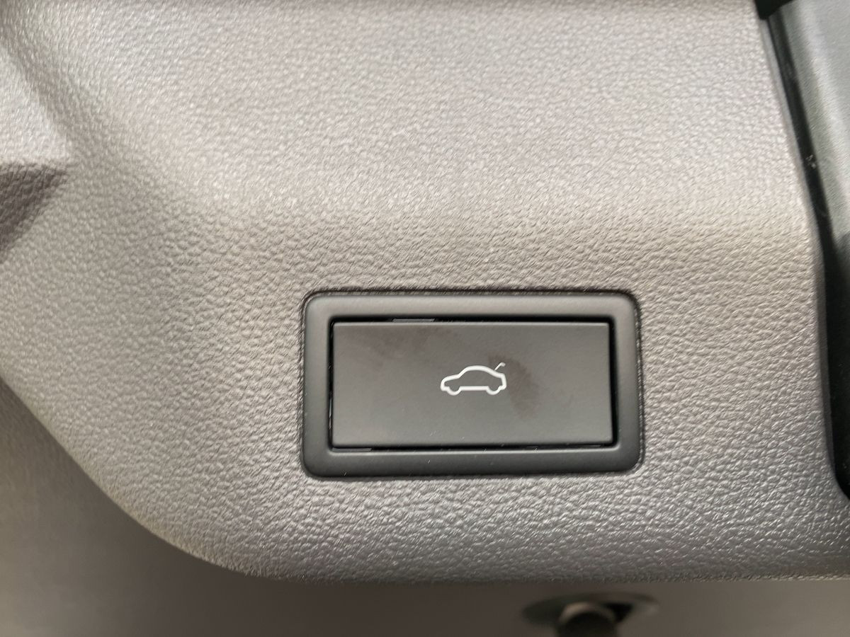 T7 Multivan 1.5 TSI DSG 