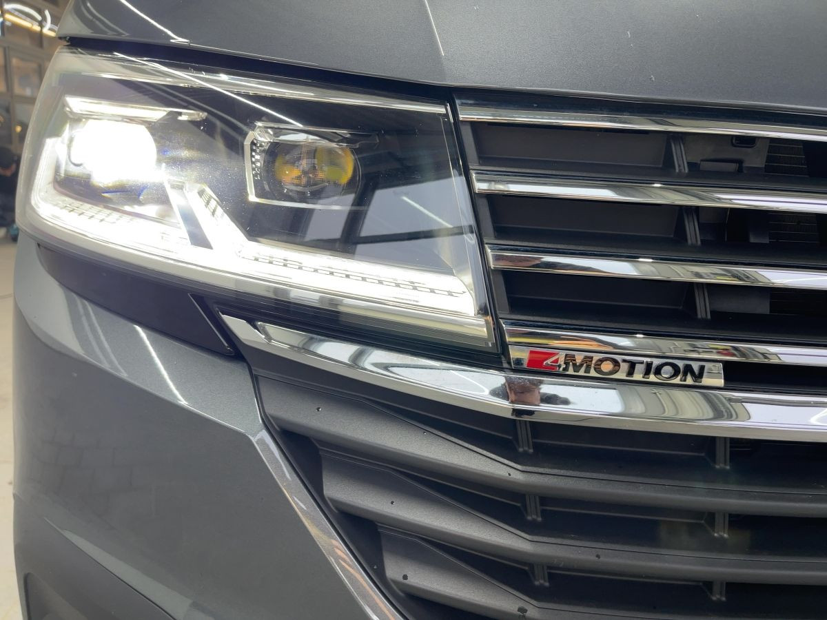 T6.1 Multivan 2.0 TDI DSG 4M Comfortline AHK ACC Navi LED Kamera Standhz. Climatr.