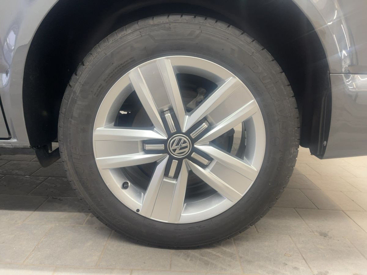 T6.1 Multivan 2.0 TDI DSG 4M Comfortline AHK ACC Navi LED Kamera Standhz. Climatr.