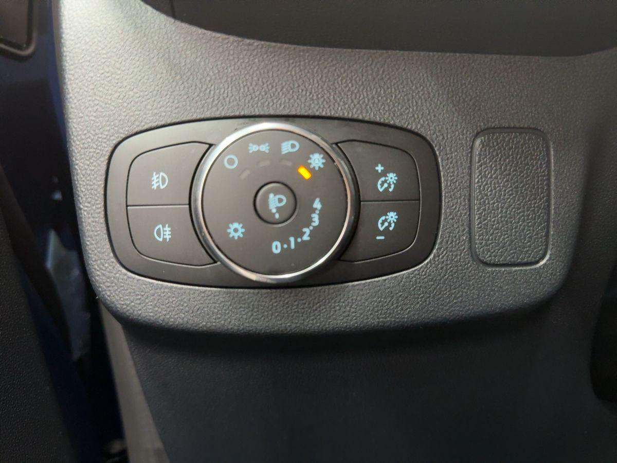 Puma 1.0 EcoBoost ST-Line LED AHK Kamera Bang&Olufsen Tempo DAB
