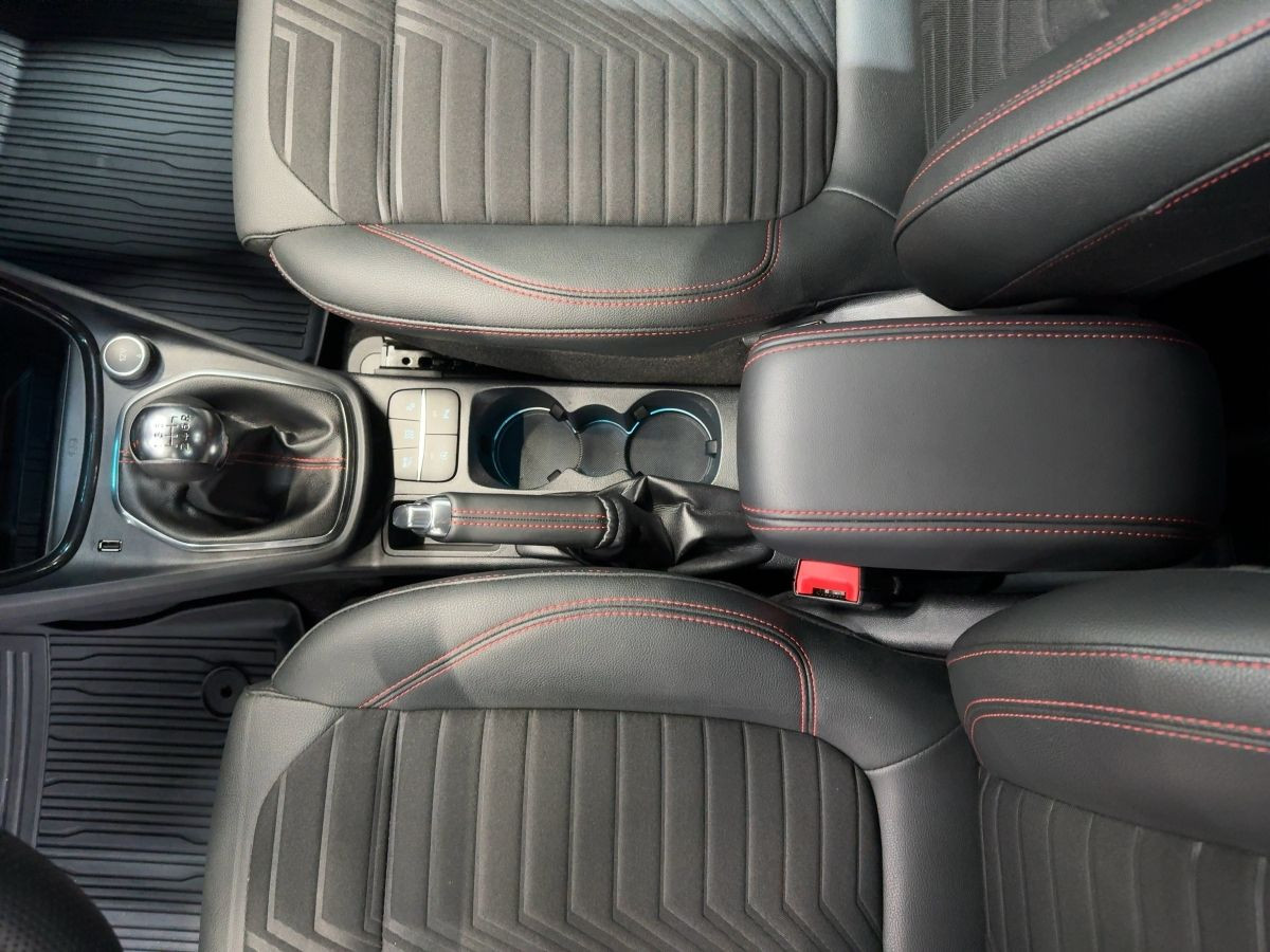 Puma 1.0 EcoBoost ST-Line LED AHK Kamera Bang&Olufsen Tempo DAB