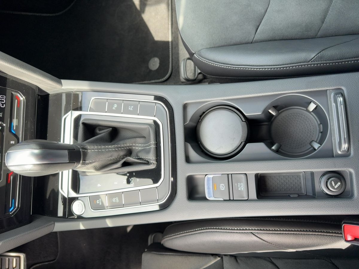 Arteon Shootingbrake 2.0 TDI DSG R-Line ab 1,99% ACC DCC AHK Navi LED Standh. Harman Kardon