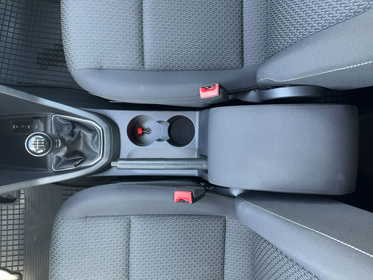Caddy 1.4 CNG Trendline AHK ACC Parkp. Bluet. Sitzh. Klima