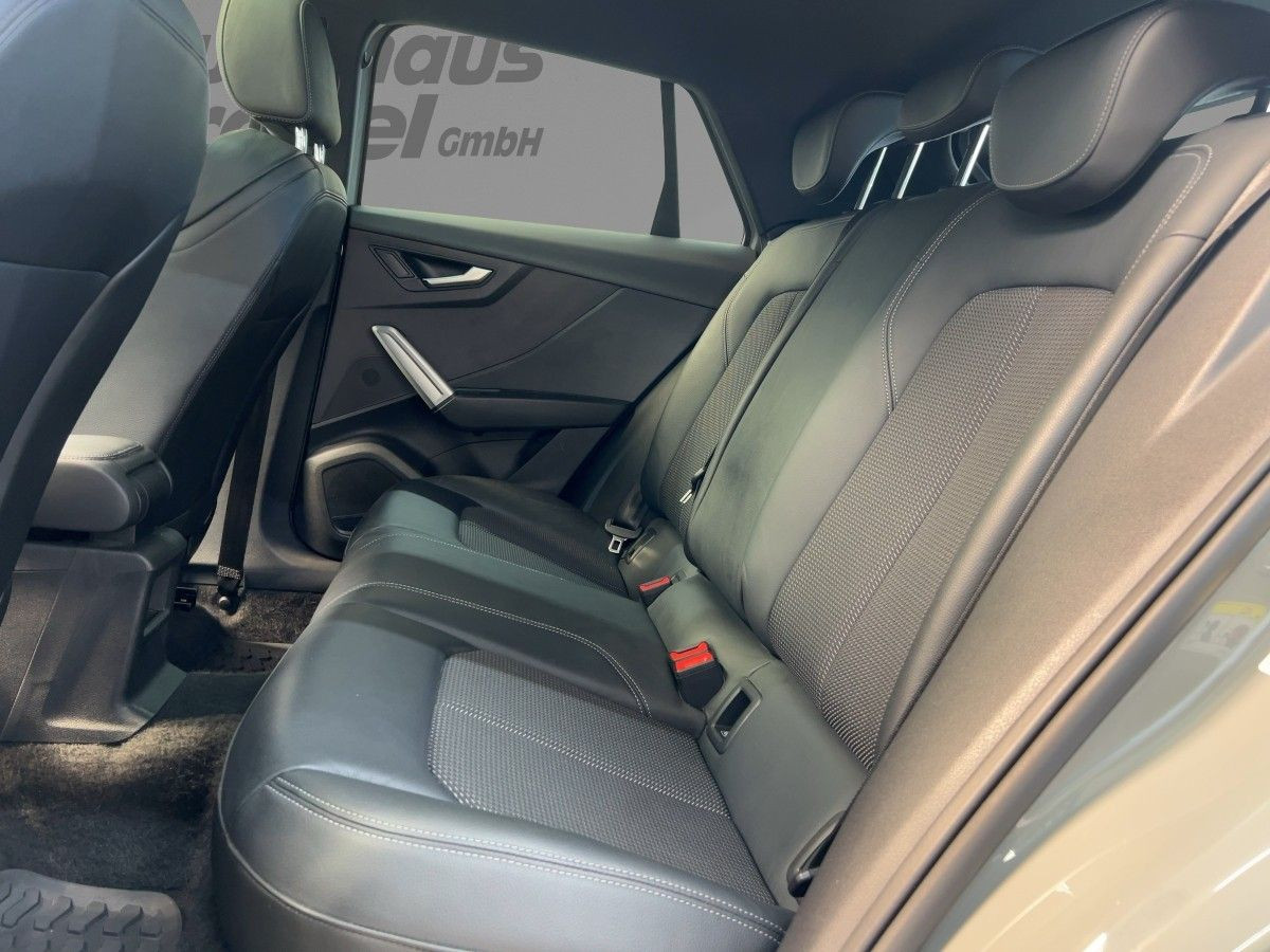 Q2 1.5 TSI S-Tronic Sport S-Line AHK Navi LED Pano Sitzh.