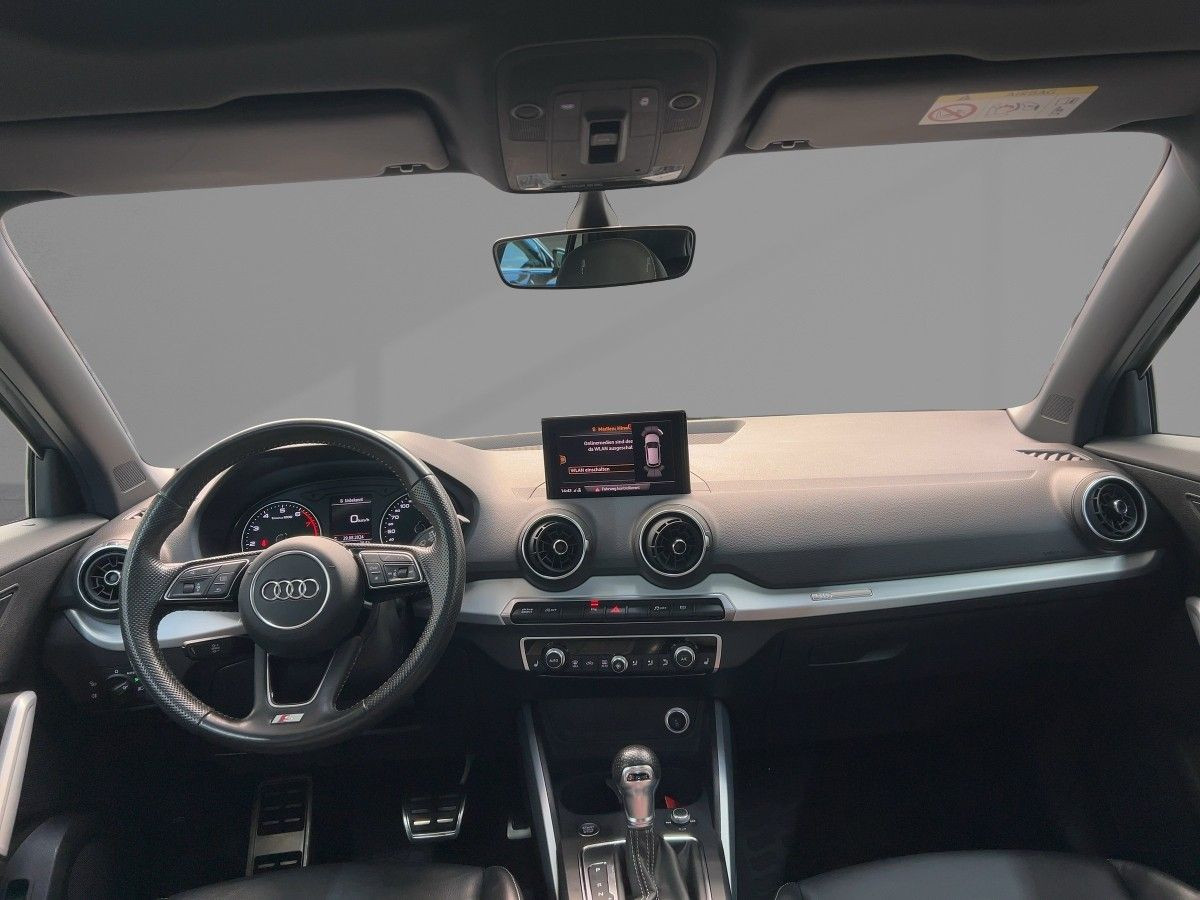 Q2 1.5 TSI S-Tronic Sport S-Line AHK Navi LED Pano Sitzh.