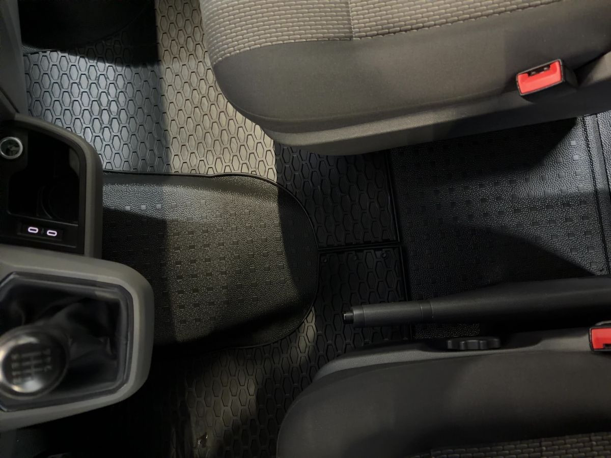 Transporter Kombi T6.1 2.0 TDI LR 4M 7-Sitze Standh. ACC LED Navi Kamera Lane-Ass Side-Ass