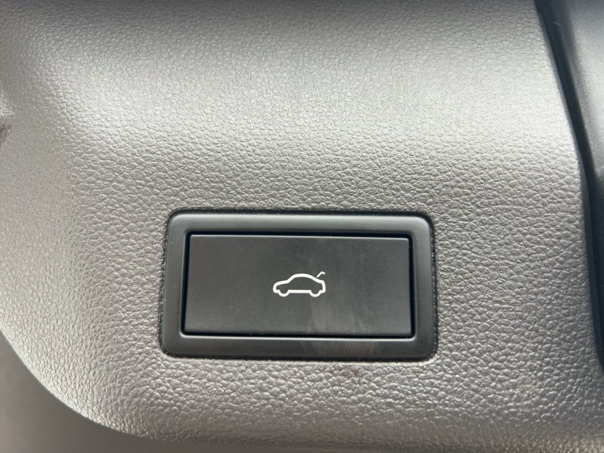 T7 Multivan 1.5 TSI DSG 