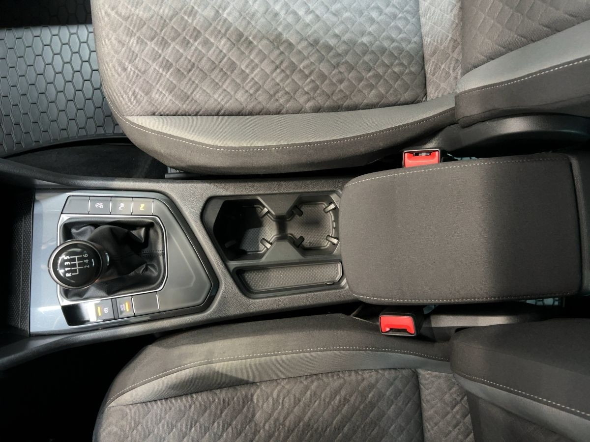 Tiguan 1.5 TSI Comfortline AHK ACC Navi Kamera Lane Ass. Climatronic Sitzh.