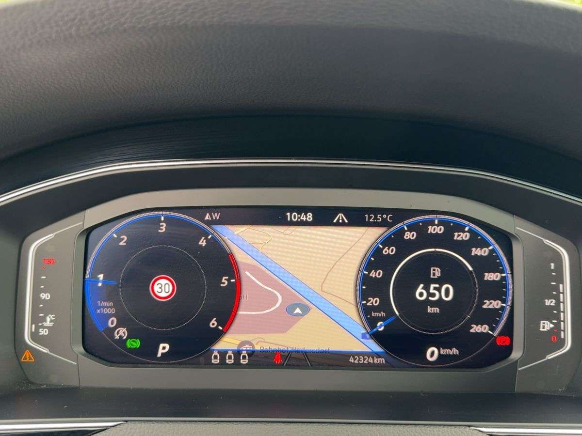 Passat Variant ALLTRACK 2.0 TDI DSG 4M AHK ACC Standh. LED-Matrix Navi ergo Kamera