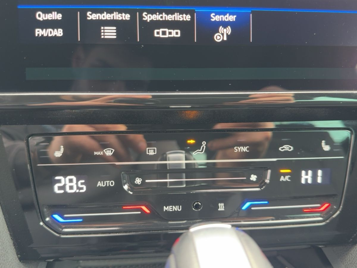 Passat Variant ALLTRACK 2.0 TDI DSG 4M AHK ACC Standh. LED-Matrix Navi ergo Kamera