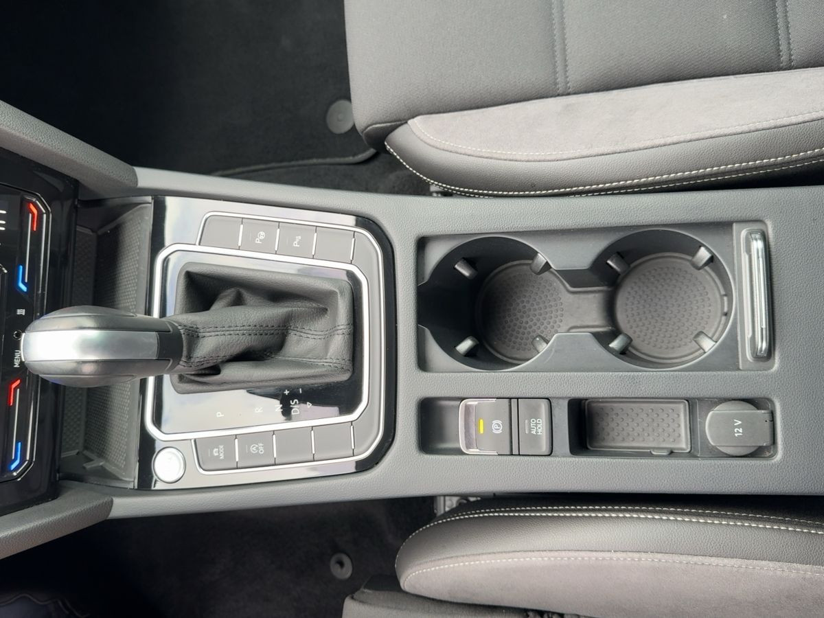 Passat Variant ALLTRACK 2.0 TDI DSG 4M AHK ACC Standh. LED-Matrix Navi ergo Kamera