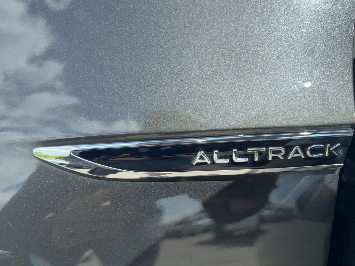 Passat Variant ALLTRACK 2.0 TDI DSG 4M AHK ACC Standh. LED-Matrix Navi ergo Kamera