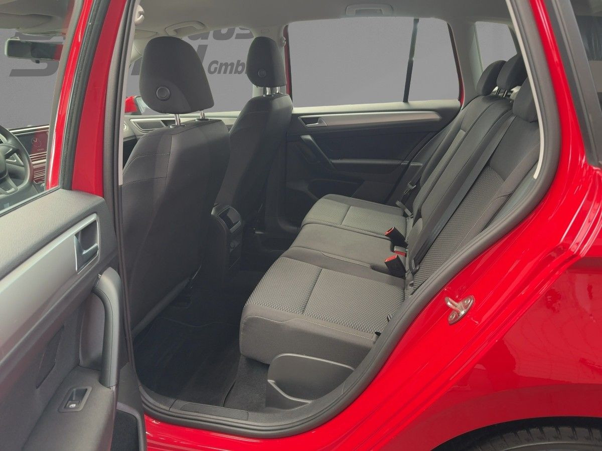 Golf Sportsvan 1.0 TSI DSG Trendline AHK Tempo Klima Einparkh. Nebel elektr. Spiegel +FH