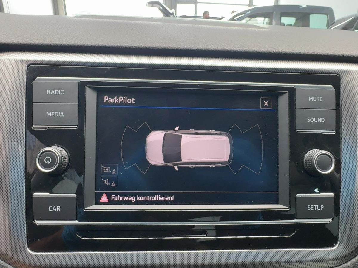 Golf Sportsvan 1.0 TSI DSG Trendline AHK Tempo Klima Einparkh. Nebel elektr. Spiegel +FH