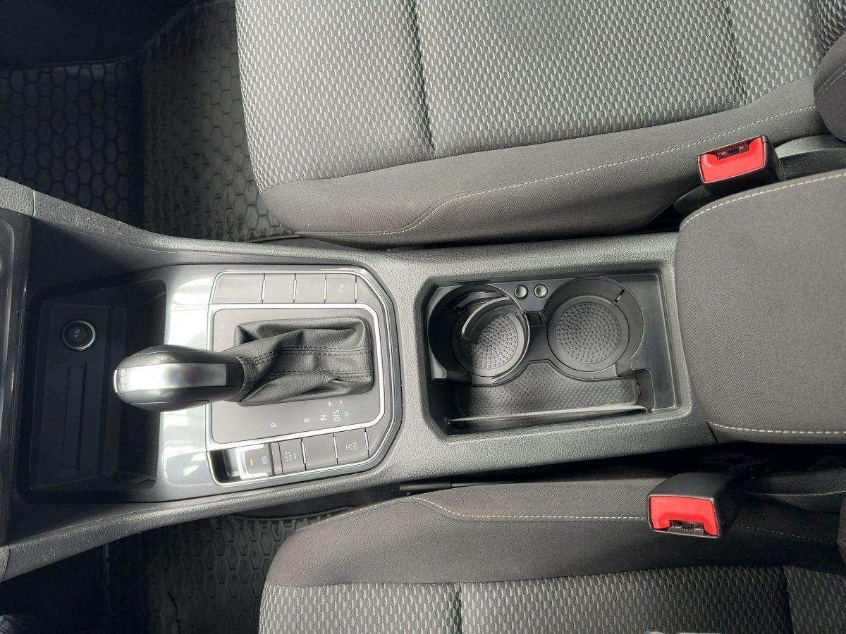 Golf Sportsvan 1.0 TSI DSG Trendline AHK Tempo Klima Einparkh. Nebel elektr. Spiegel +FH
