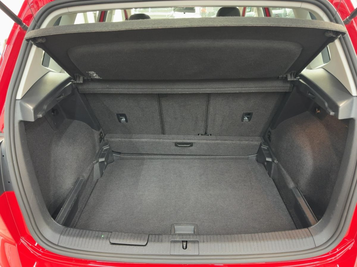 Golf Sportsvan 1.0 TSI DSG Trendline AHK Tempo Klima Einparkh. Nebel elektr. Spiegel +FH