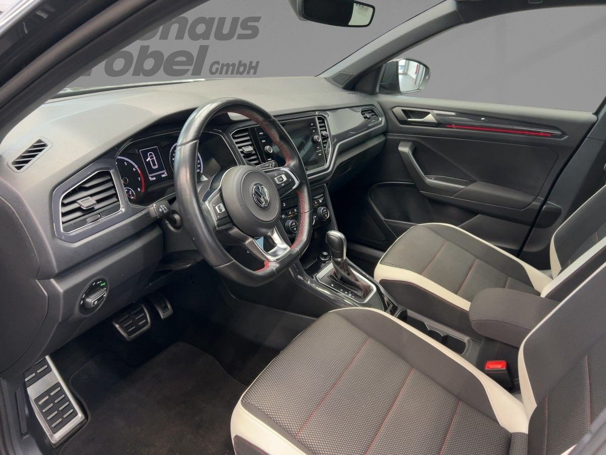 T-Roc 1.5 TSI DSG Sport AHK Navi Pano Lane Ass. Climatronic Bluet. Sitzh.