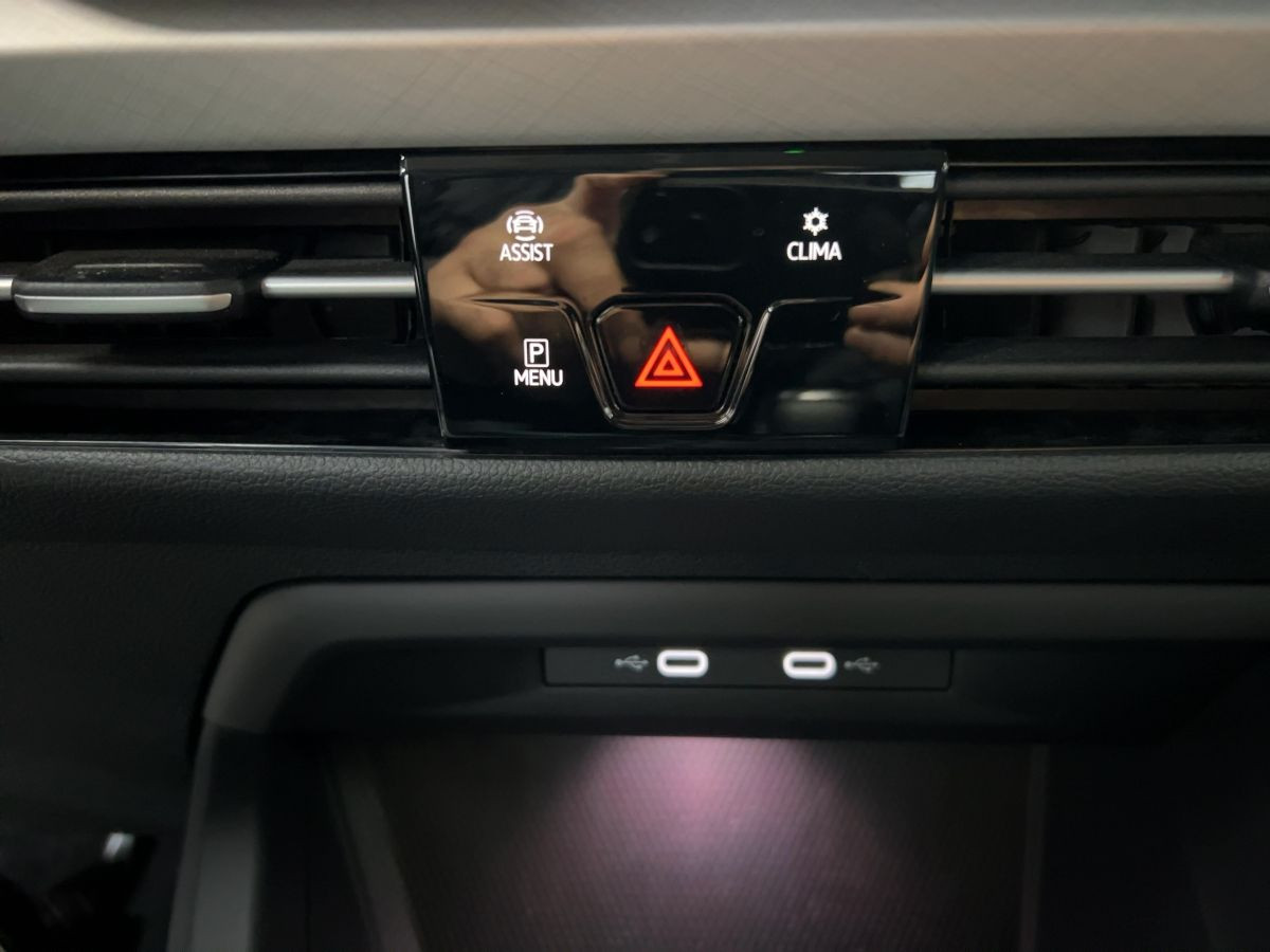 Golf VIII Variant 1.5 TSI Life ab 3,99% ACC LED Area View Einparkh. Keyless Sitzh.