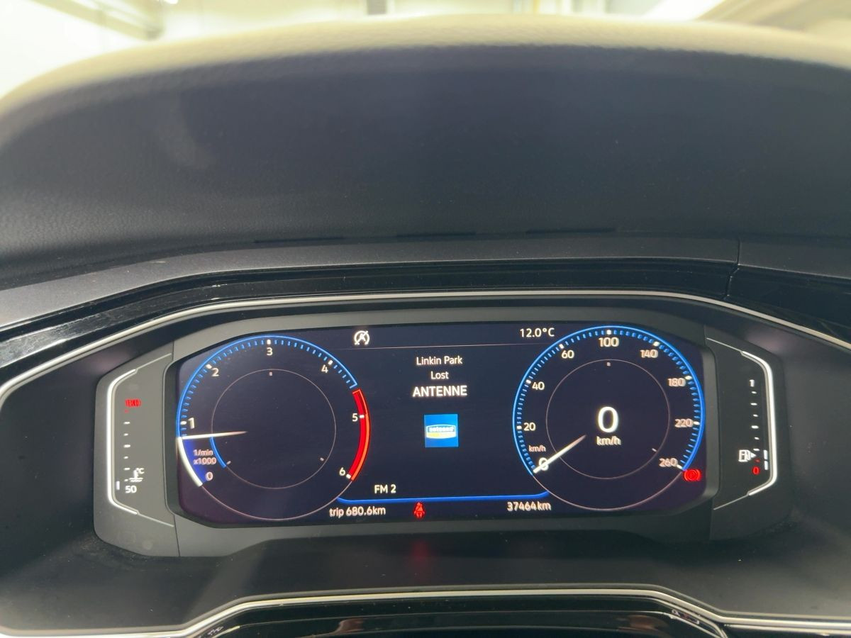 Polo 1.6 TDI Highline R-Line LED Einparkh. Climatronic Bluet. Sitzh.