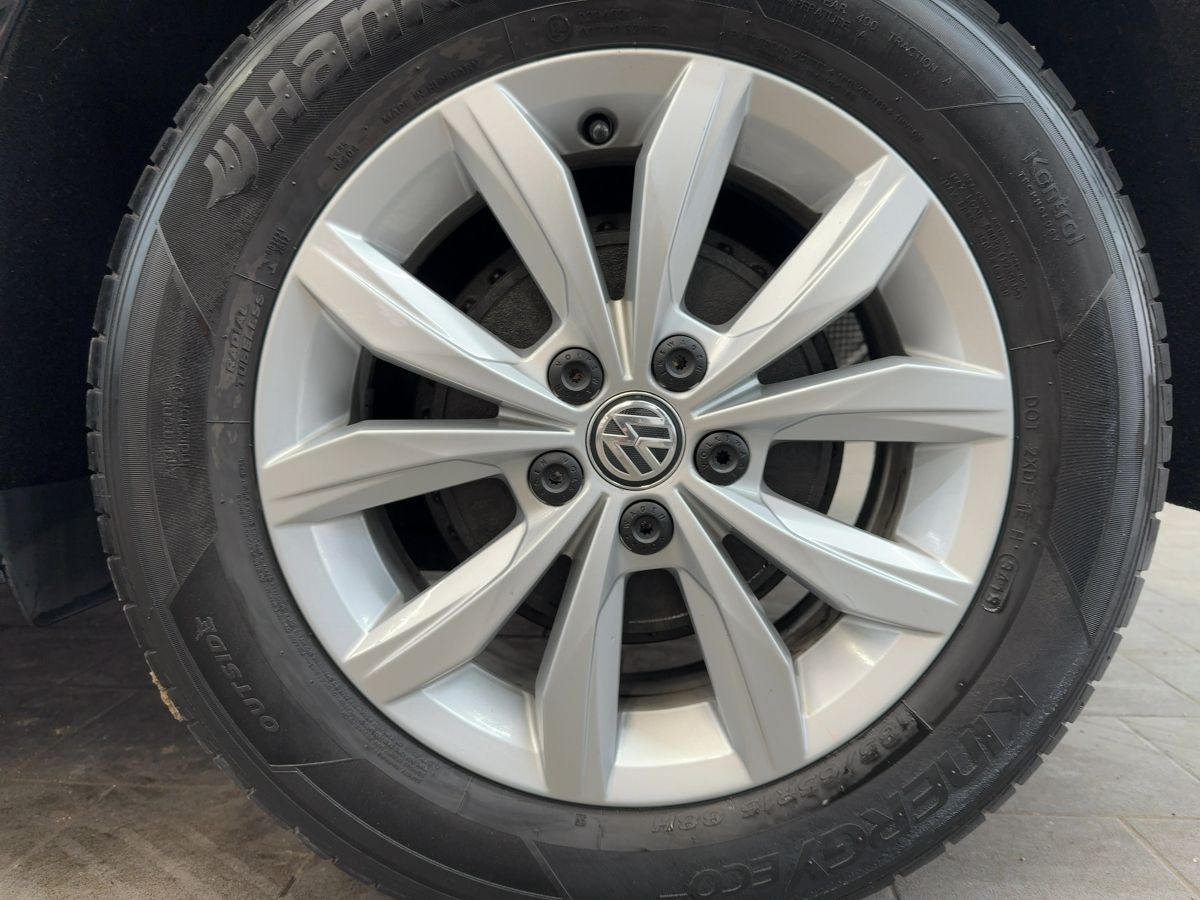 Polo 1.6 TDI Highline R-Line LED Einparkh. Climatronic Bluet. Sitzh.