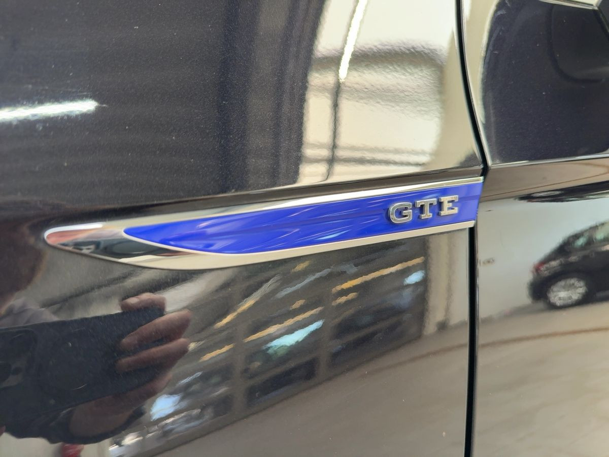 Passat Variant GTE 1.4 TSI DSG ACC Navi LED-Matrix Kamera Side-Ass Sitzhzg Bluet.