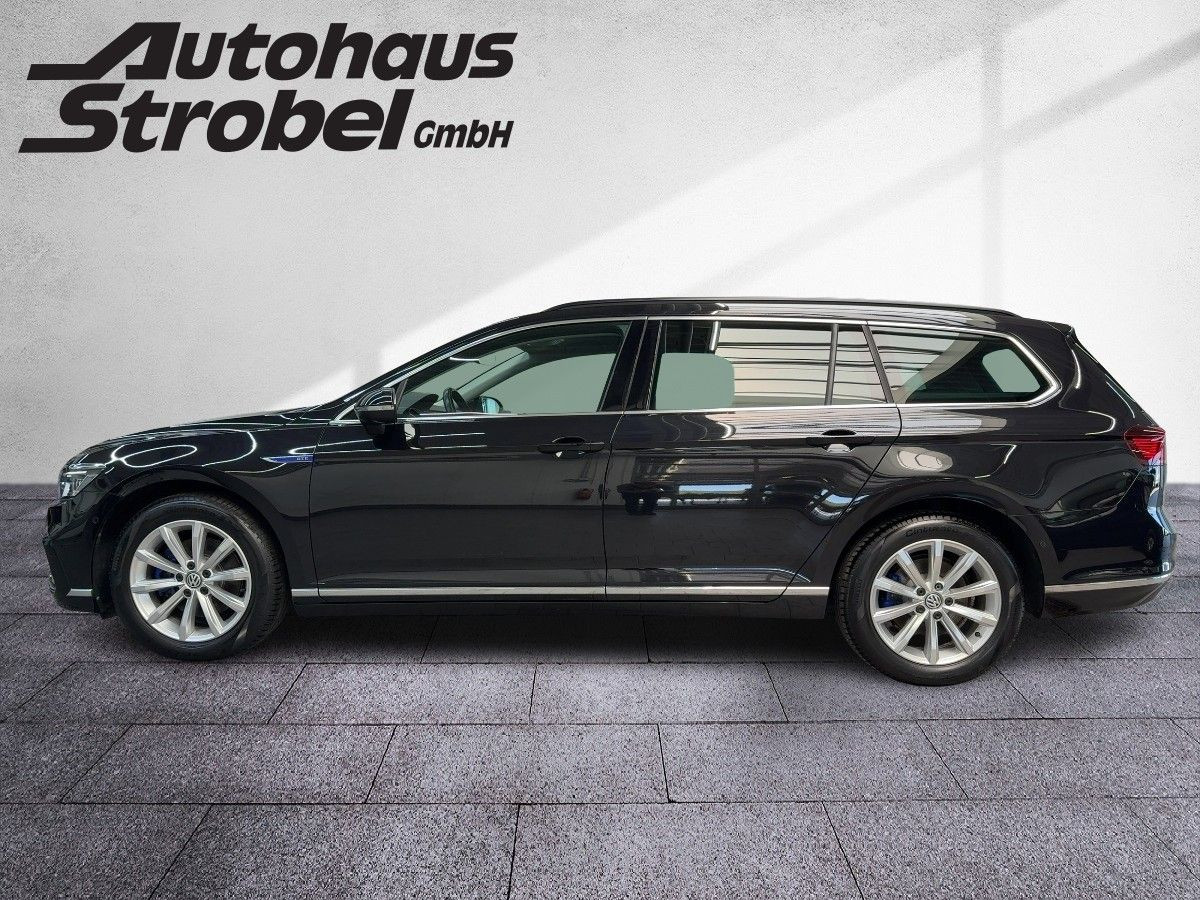 Passat Variant GTE 1.4 TSI DSG ACC Navi LED-Matrix Kamera Side-Ass Sitzhzg Bluet.