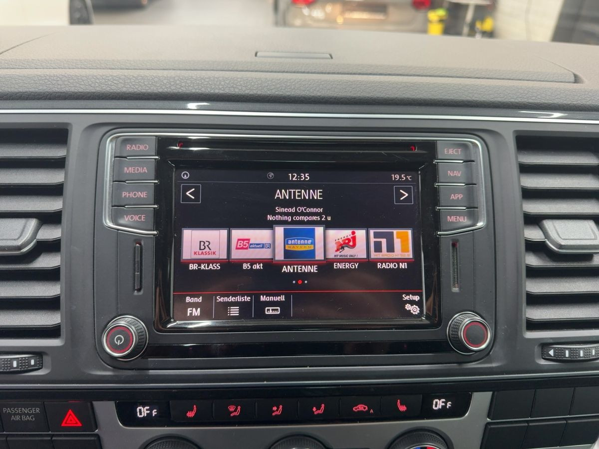T6 Multivan 2.0 TDI DSG Comfortline KR AHK Navi Kamera Bluet. Start/Stopp Sitzhzg