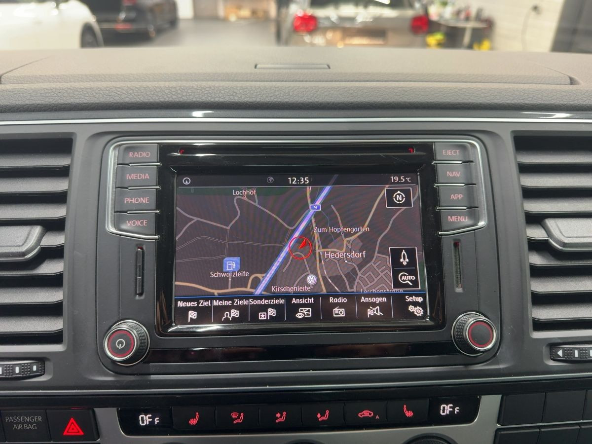 T6 Multivan 2.0 TDI DSG Comfortline KR AHK Navi Kamera Bluet. Start/Stopp Sitzhzg