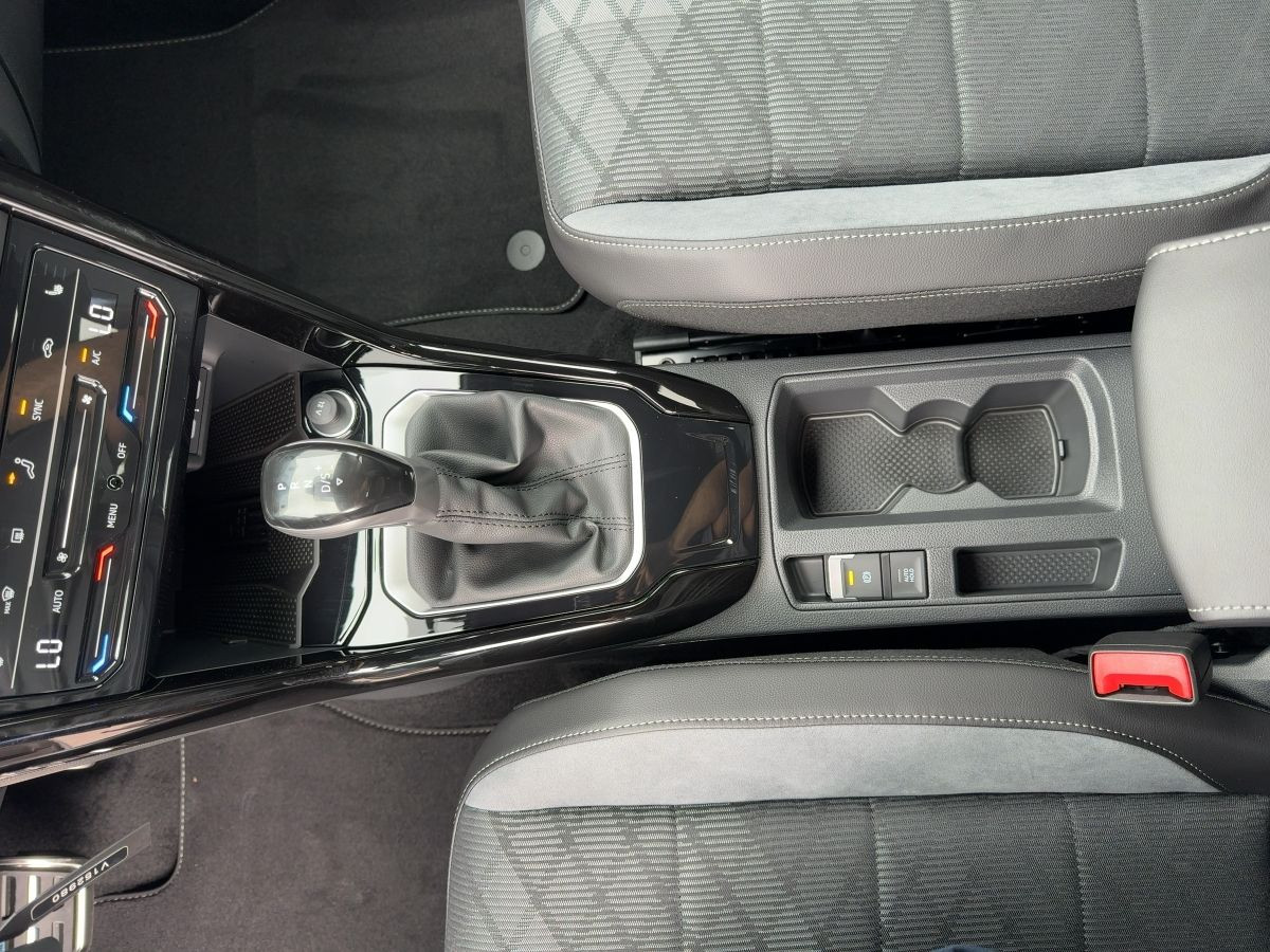 T-Roc R-Line 2.0 TDI 110 kW 7-Gang-DSG *LED*ACC*