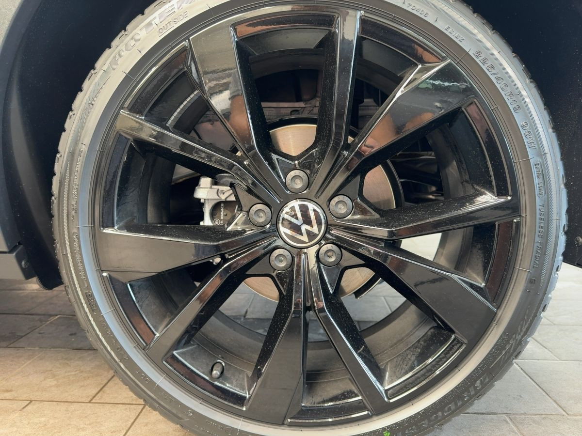 T-Roc R-Line 2.0 TSI 4MOTION 140 kW 7-Gang-DSG