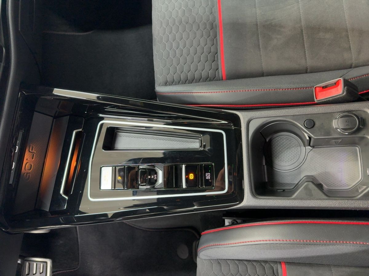 Golf VIII GTI Clubsport 2.0 TSI DSG DCC ACC LED-Matrix Navi 