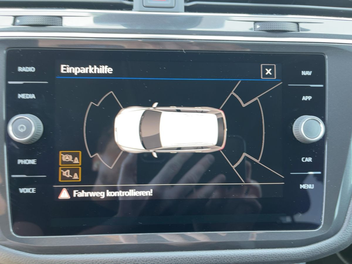 Tiguan Allspace 2.0 TSI DSG 4M R-Line AHK ACC LED-Matrix Sitzhzg Bluet.