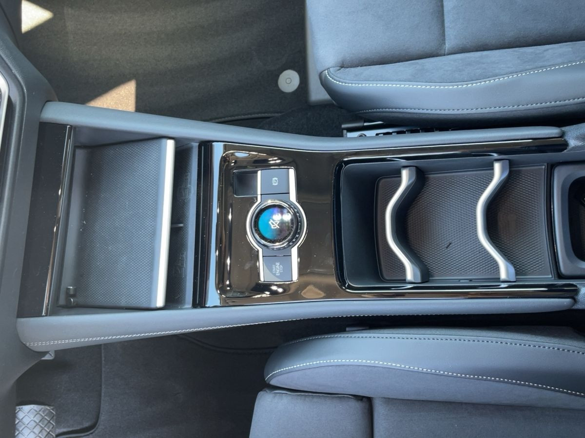 Tiguan Elegance 1,5 eTSI 110 kW DSG AHK*Navi*GJR