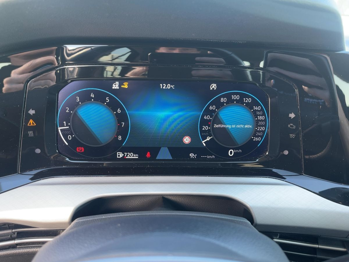 Golf VIII 1.5 TSI Life ACC Navi LED Climatronic Einparkh. Keyless Lane Ass.