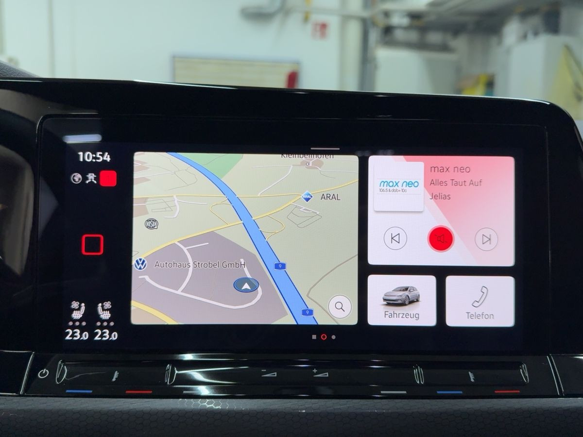 Golf VIII GTD 2.0 TDI DSG AHK ACC LED Navi Kamera Leder Lane-Ass Climatronic