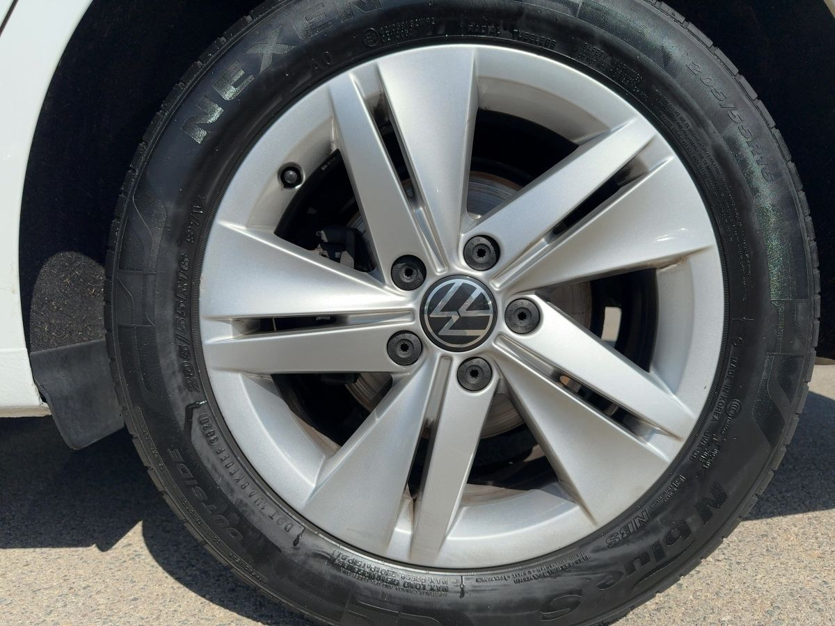 Golf VIII Variant 2.0 TDI DSG Life ACC LED-Matrix Navi Kamera Side-Ass Ambiente Sitzhzg