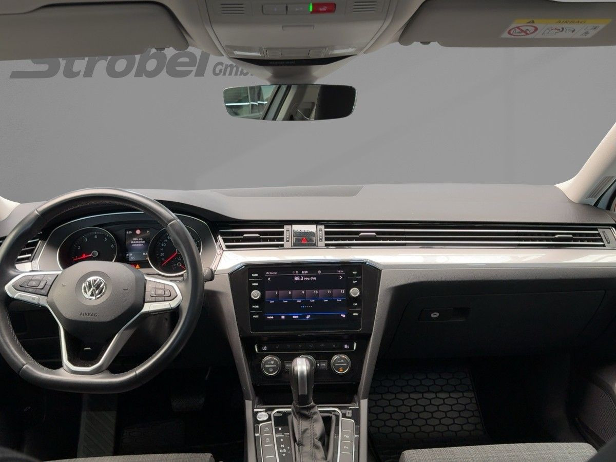 Passat Variant 2.0 TSI DSG Business ACC LED-Matrix Navi Kamera Ergo Sitzhzg Bluet.