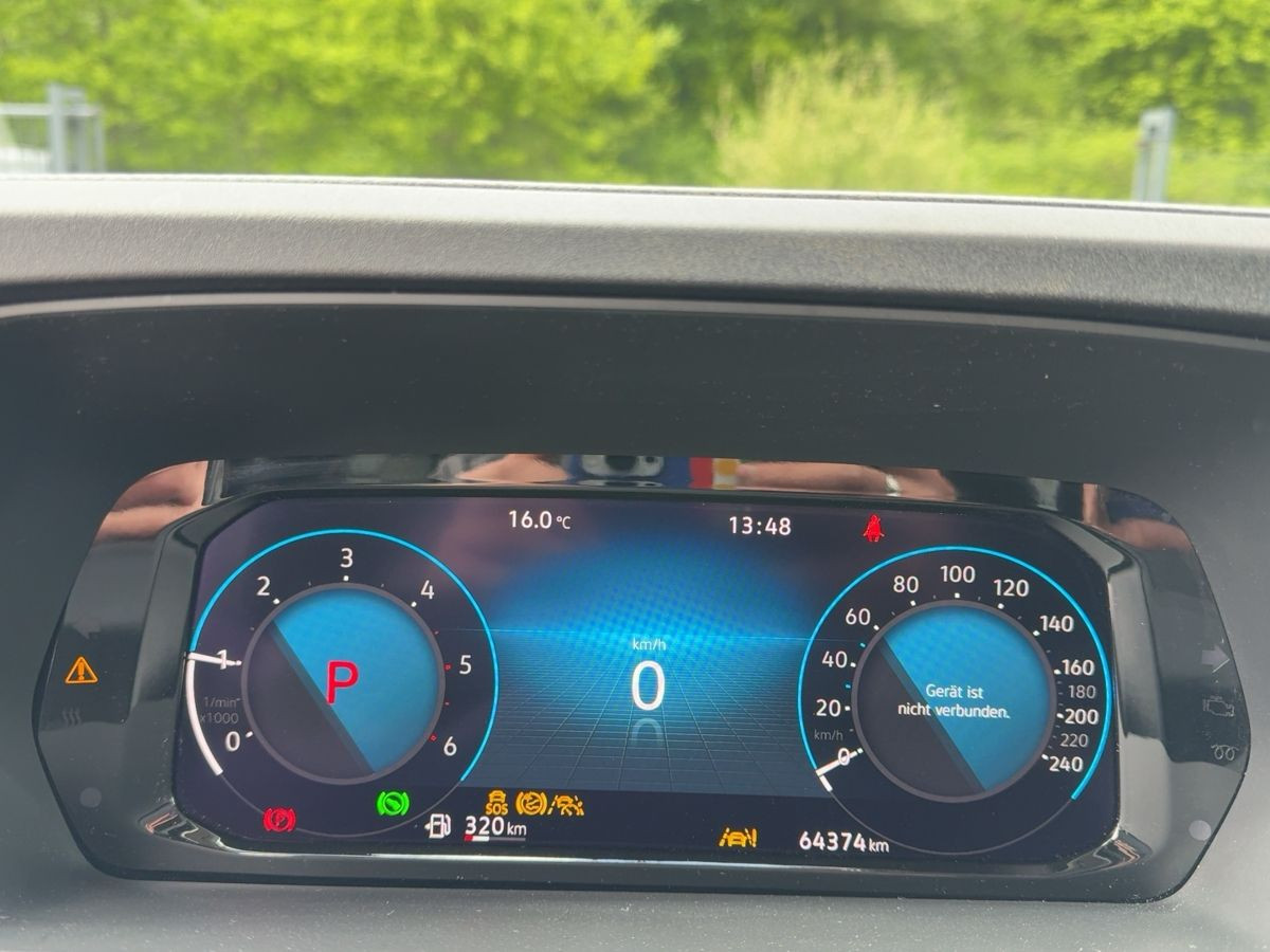 Caddy 2.0 TDI DSG Life AHK ACC Navi Standh. Pano Kamera Bluet. Sitzh.